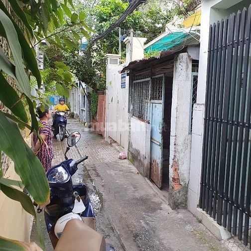 Chính chủ bán nhà hẻm 95 đường lê văn lương 