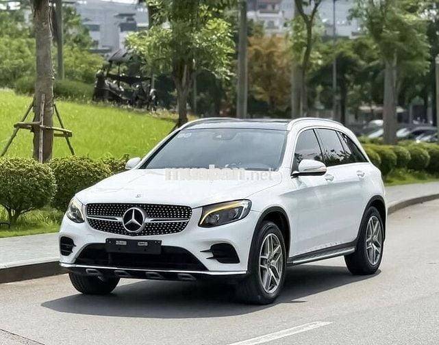 MERCEDES GLC300 4MATIC 2018 Trắng.Kem Đẹp Nhất HN