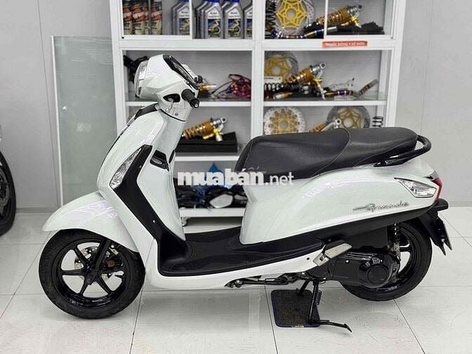 GRANDE2016 zin đẹp keng (hỗ trợ gop 18t trở lên )