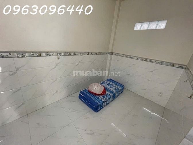Bán Gấp Nhà Hẻm Oto Bùi Văn Ba, Quận 7, DT 36m2, 4 Tầng, 7PN, Sổ Đỏ,