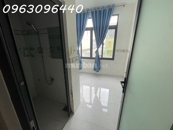 Bán Gấp Nhà Hẻm Oto Bùi Văn Ba, Quận 7, DT 36m2, 4 Tầng, 7PN, Sổ Đỏ,