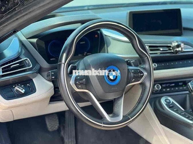 BMW i8 2015 - 35000 km