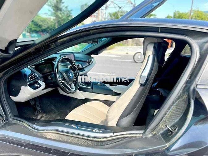 BMW i8 2015 - 35000 km