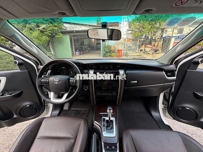Toyota Fortuner 2020 2.7V 4x2 AT - 62000 km