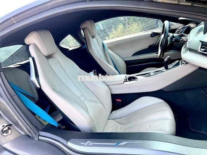 BMW i8 2015 - 35000 km