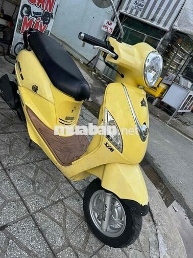 Atila Elizabeth fi máy zin im bao bốc.áo trầy xước