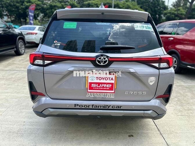 Toyota Veloz Cross 2024 -7c tự động đẹp