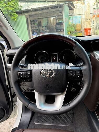 Toyota Fortuner 2020 2.7V 4x2 AT - 62000 km