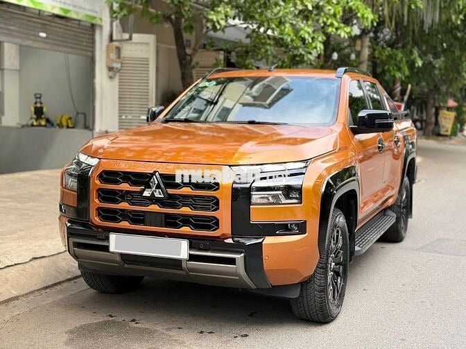 Bán Triton 2024 Athlete 4×4 mẫu mới odo 15,299 km