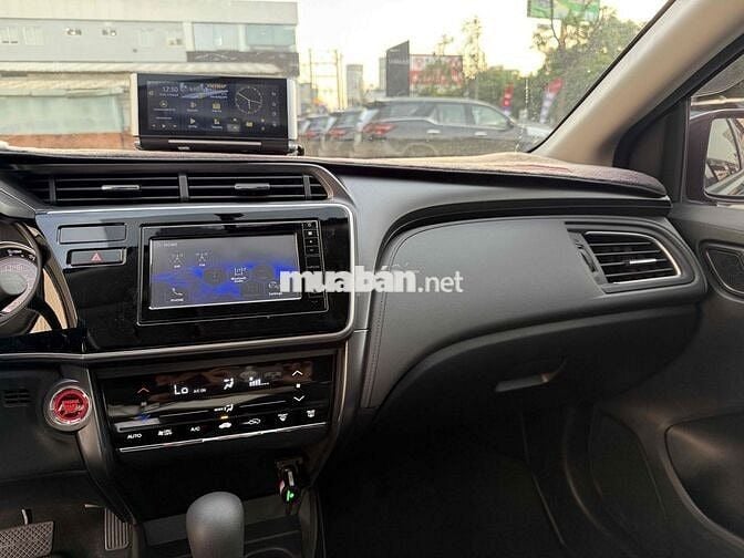 Honda City TOP 2018 - siêu lướt 4.925Km - Có 102