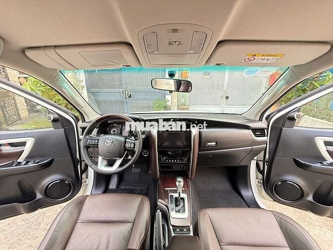 Toyota Fortuner 2020 2.7V 4x2 AT - 62000 km