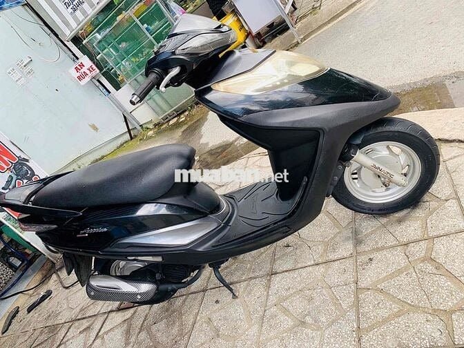 Atila đĩa bay.máy im ru.áo sống còn khá đẹp.