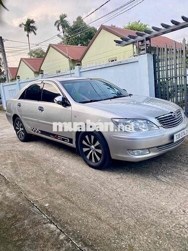 Toyota Camry 2003 3.0V 2003  - 1000 km
