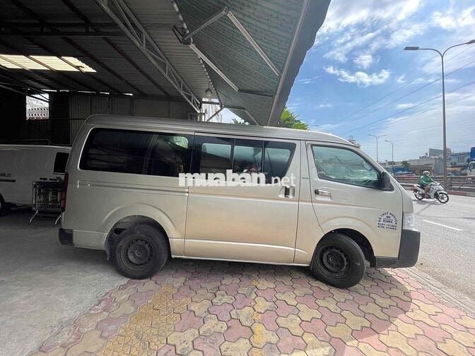 Toyota Hiace 2008 - 123456 km