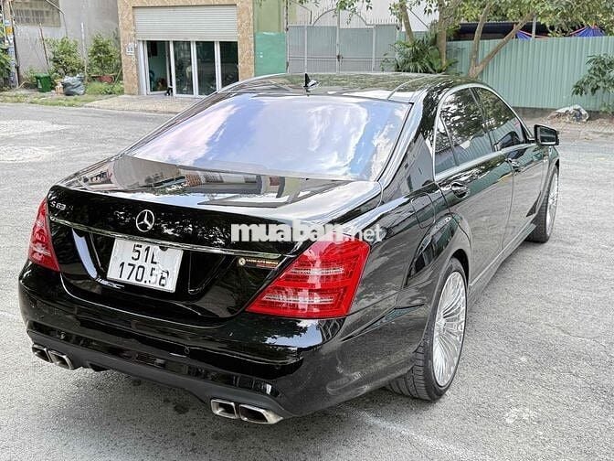 Mercedes Benz S63 AMG