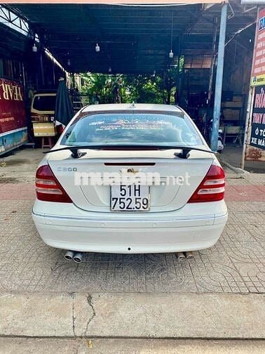 Mercedes Benz C Class 2001 C200K AT - 1000 km