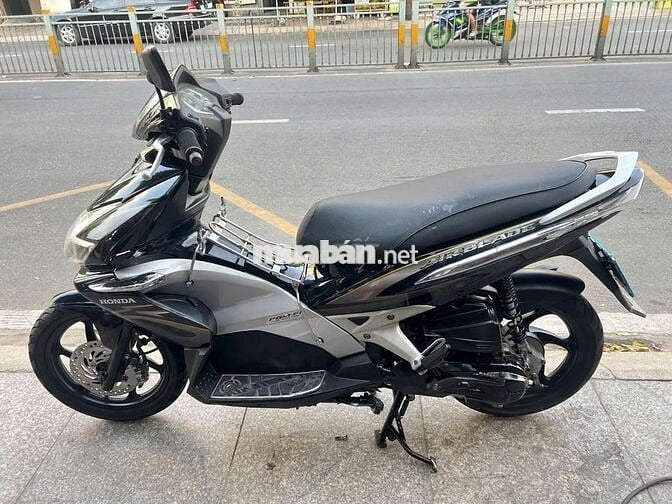 Honda air blade FI 2010 mới 90% Bstp chính chủ