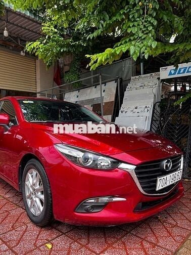 Mazda 3 2019 1.5L Luxury - 61000 km