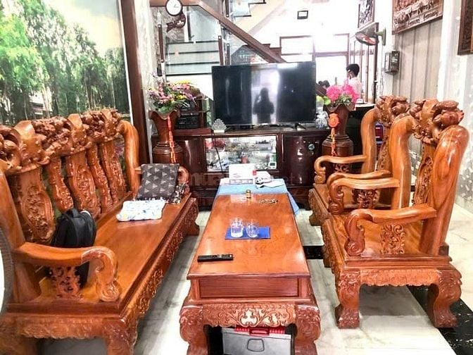 BÁN NHÀ 2 LẦU + SÂN THƯỢNG GẦN TÔ KÍ – GIÁ CHỈ 5 TỶ XXX