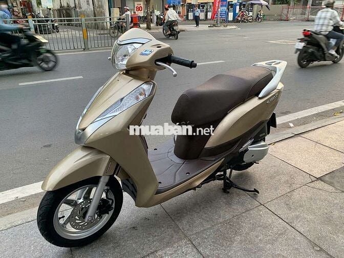Honda lead Fi 2017 mới 90% Bstp chính chủ