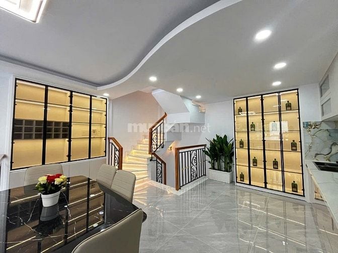 Nhà xây mới trệt lửng 3 lầu 1/ Đường số 19 F8 GV. Hẻm xe hơi