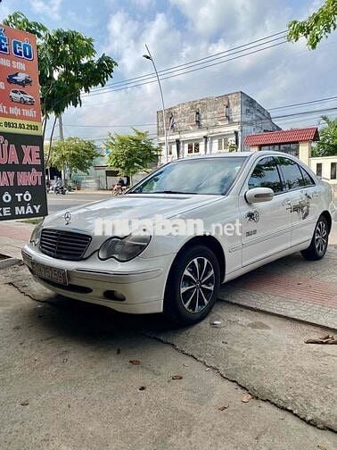 Mercedes Benz C Class 2001 C200K AT - 1000 km