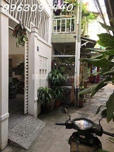 Bán nhà 2 mặt tiền giá rẽ 6ty1 hẻm thông thoáng, đang cho thuê 12