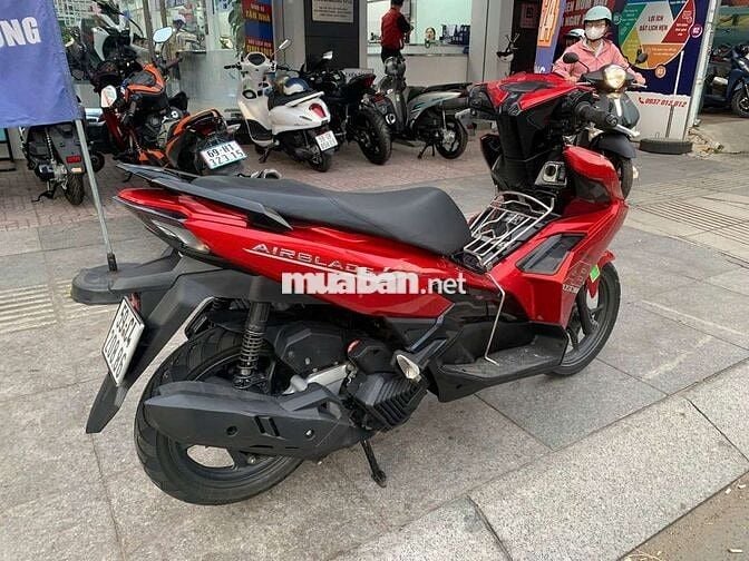 Honda air blade 4val 2023 mới 90% Bstp chính chủ