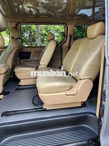 Huyndai H1 Starex 2015 MT 9 chỗ xăng - 99000 km