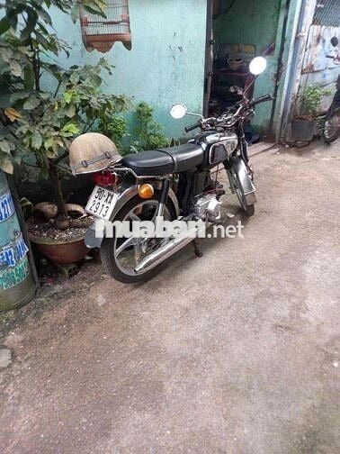 cần bán chiếc xe HON DA cub 67 /50cc còn rin nhiều