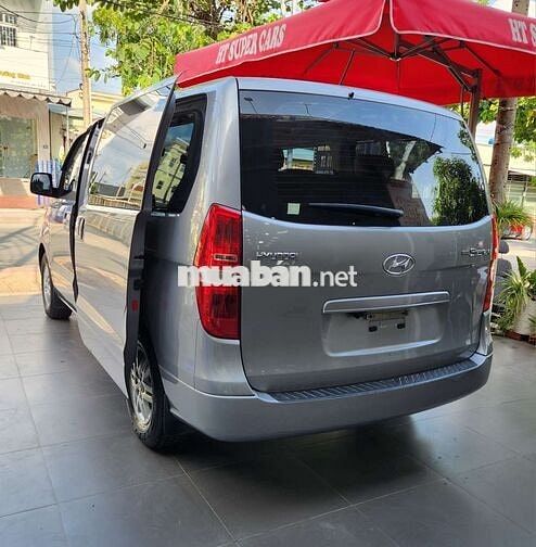 Huyndai H1 Starex 2015 MT 9 chỗ xăng - 99000 km