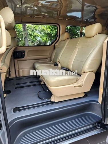 Huyndai H1 Starex 2015 MT 9 chỗ xăng - 99000 km