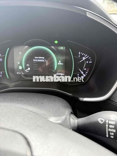 Hyundai Santa Fe 2019 2.2D Premium - 63000 km