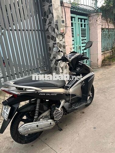 Cần bán xe HonDa AB Fi . Máy móc zin êm