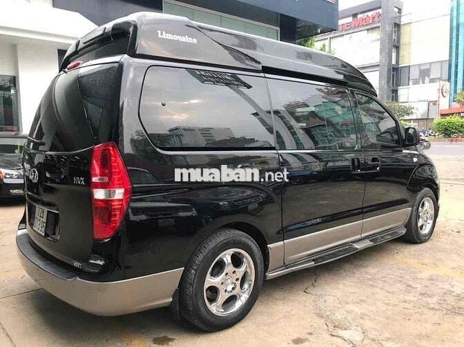 Hyundai Grand Starex 2010 Van 2.5 AT - 120000 km