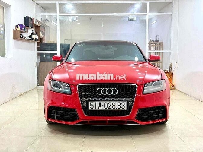 Audi A5 2009 2.0T S-line Quattro - 72000 km