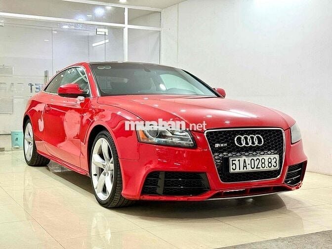 Audi A5 2009 2.0T S-line Quattro - 72000 km