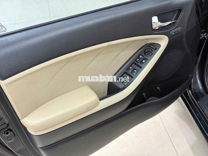 Kia Cerato 2018 2.0 AT - 110000 km