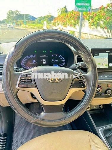 cần bán xe Accent 2021 MT rát đẹp