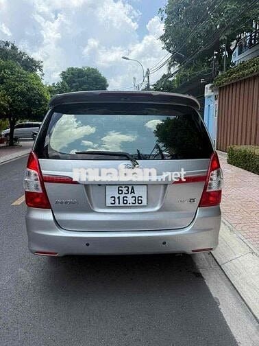 Toyota Innova 2.0 G số tự động đời cuối 2015