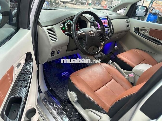 Toyota Innova 2016 - 79 km