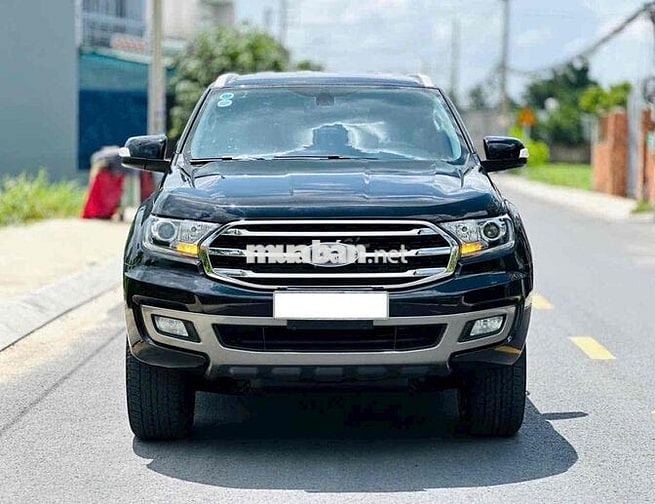 Ford Everest 2019 Trend 2.0L  AT 4x2 - 109000 km