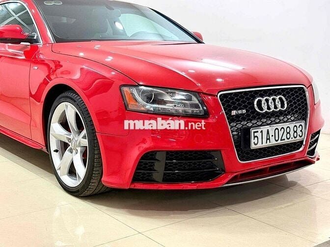 Audi A5 2009 2.0T S-line Quattro - 72000 km