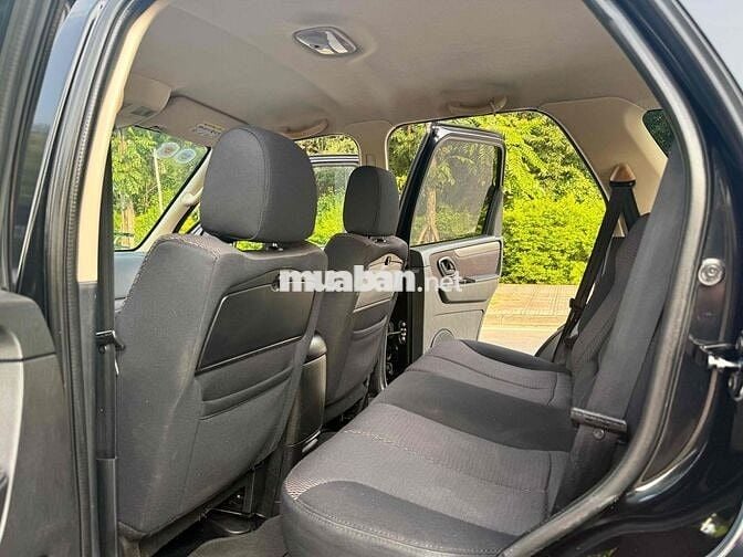 Ford Escape 2011 XLS 2.3 AT 4X2 - 105000 km