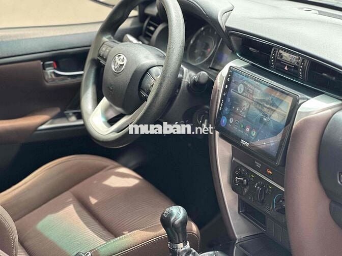 Toyota Fortuner 2017 2.4G 4x2 MT - 130000 km