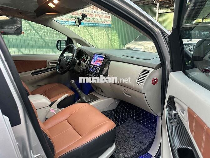 Toyota Innova 2016 - 79 km