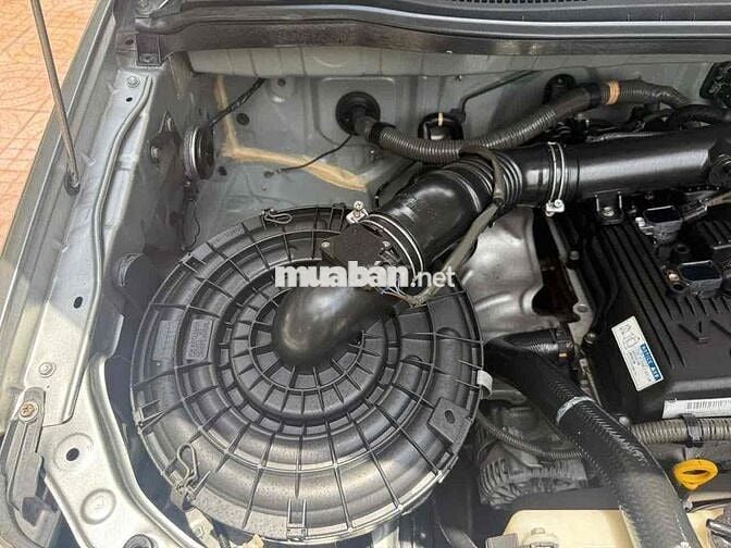 Toyota Innova 2.0 G số tự động đời cuối 2015