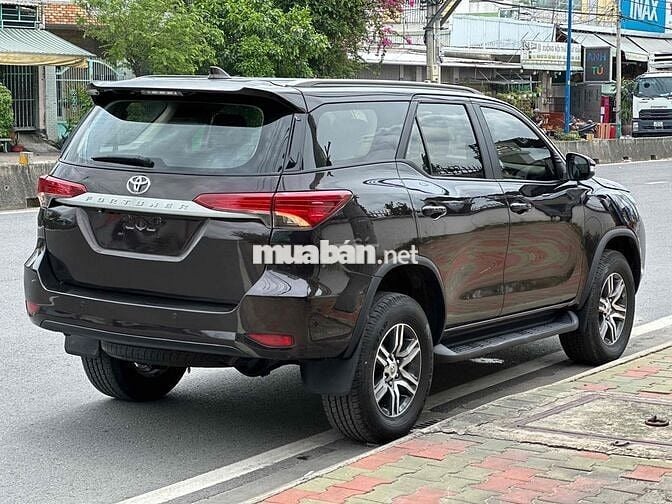 Toyota Fortuner 2017 2.4G 4x2 MT - 130000 km