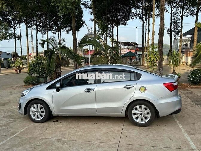 Kia Rio 2015 1.4 MT Sedan - 13000 km