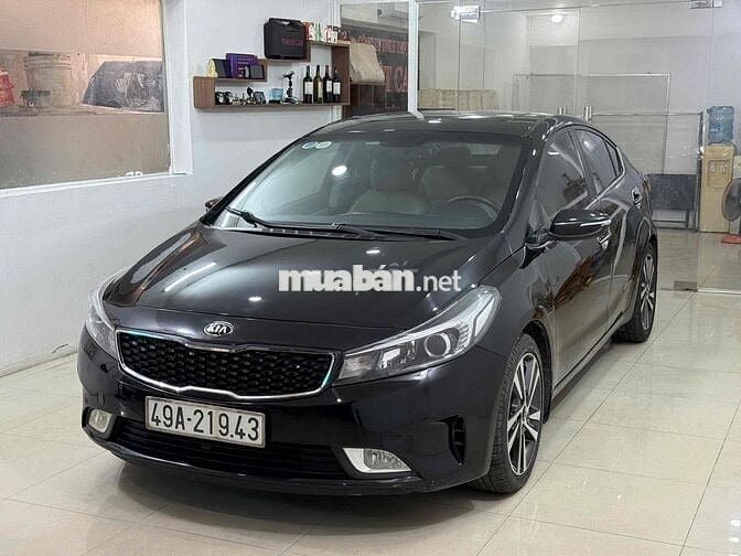 Kia Cerato 2018 2.0 AT - 110000 km